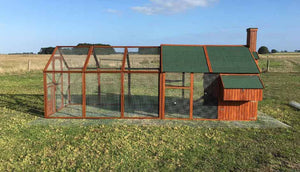 mansion chicken coop and run with wire mesh flooring